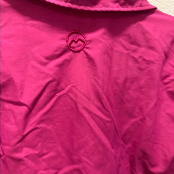 Magellan Woman’s Outdoors Fuchsia Button-Up Shirt SIze M - Picture 5 of 5